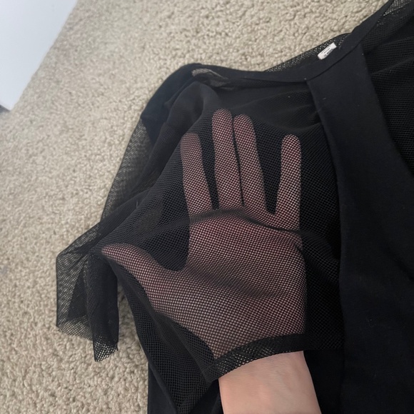 UO Mesh Cut Out T-Shirt - Picture 6 of 6